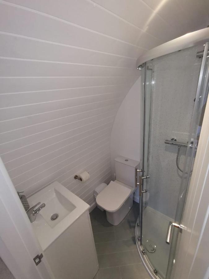 Loch Ness Pods Apartment Fort Augustus Exterior photo